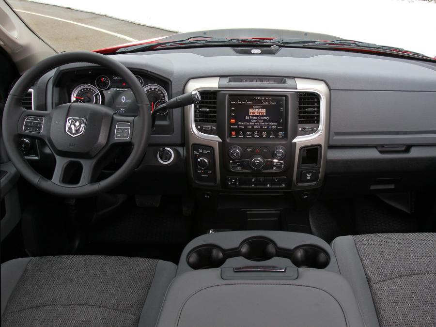  Dodge Ram 2500 Power Wagon 2014 года  (фото 10 из 51)